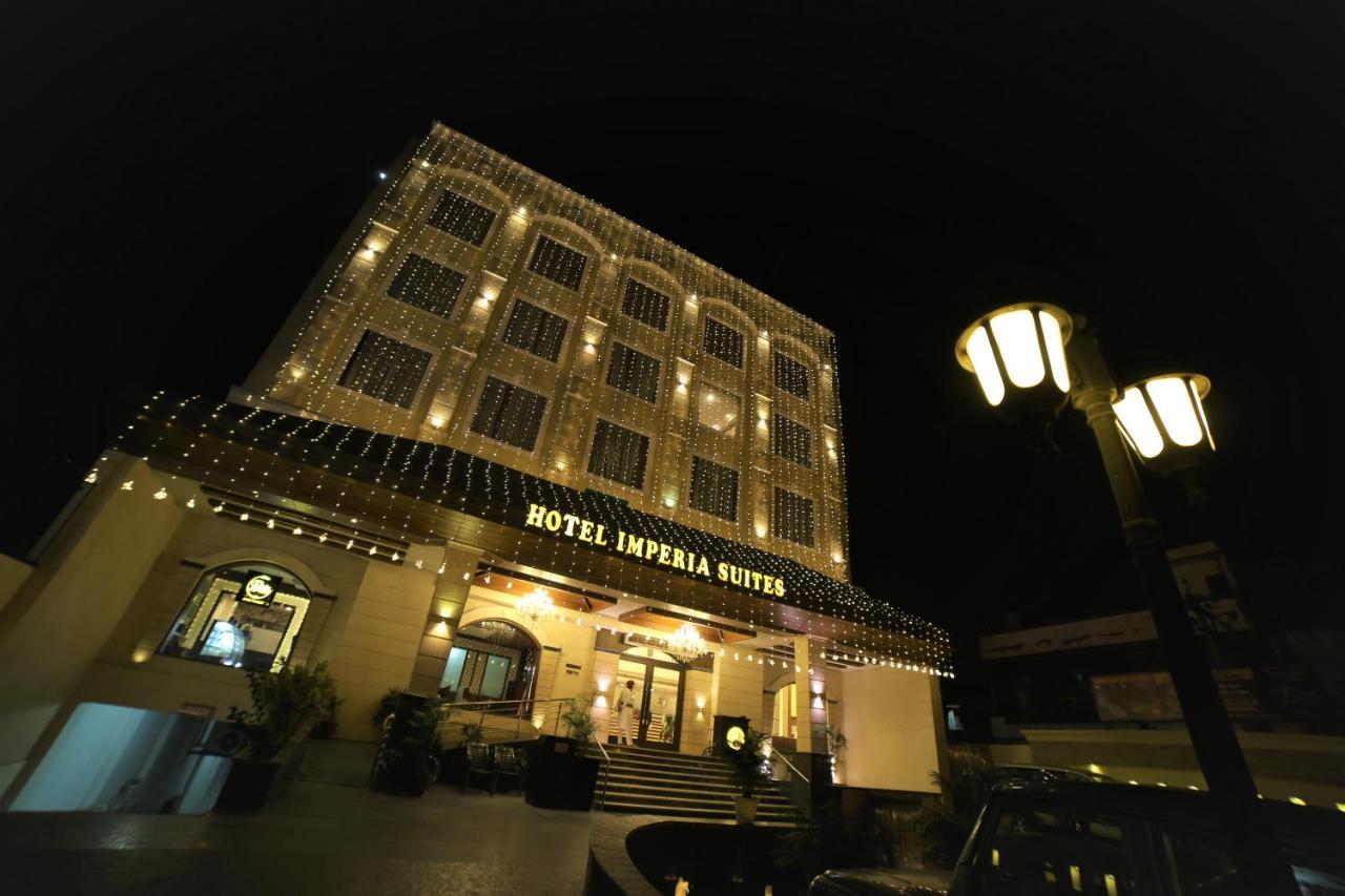Hotel Imperia Suites Dźalandhar Zewnętrze zdjęcie