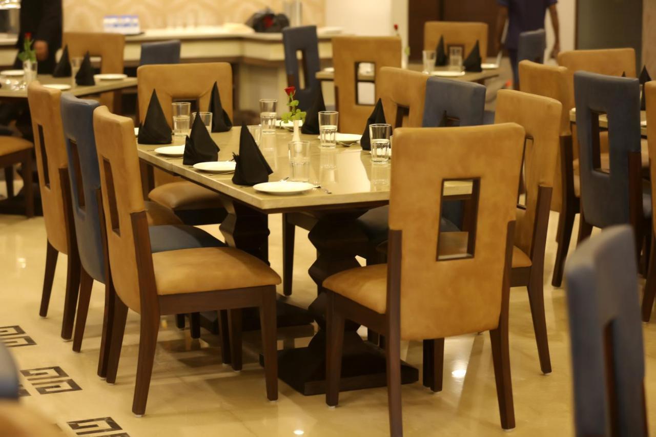 Hotel Imperia Suites Dźalandhar Zewnętrze zdjęcie