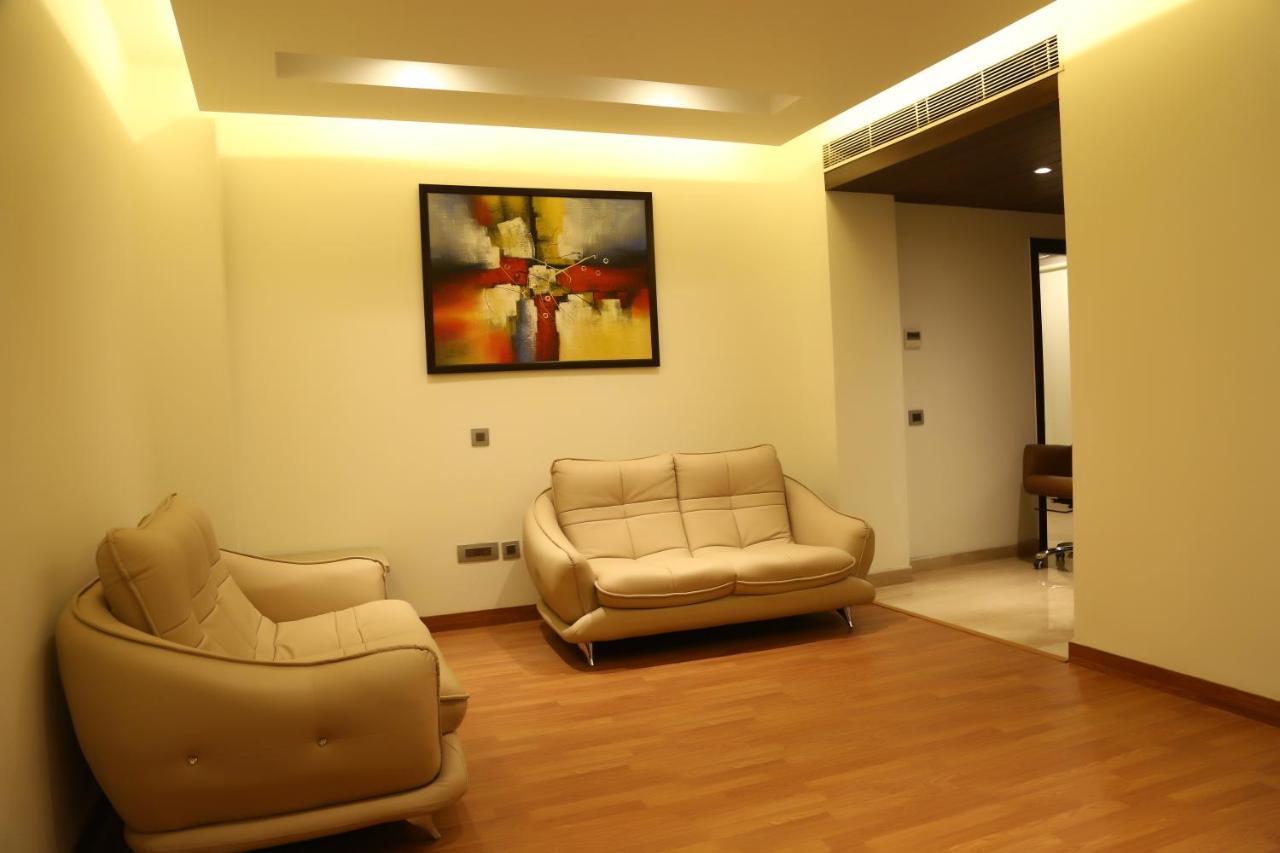 Hotel Imperia Suites Dźalandhar Zewnętrze zdjęcie