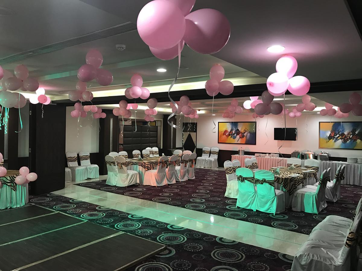 Hotel Imperia Suites Dźalandhar Zewnętrze zdjęcie