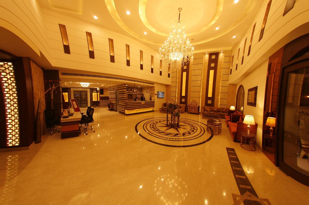 Hotel Imperia Suites Dźalandhar Zewnętrze zdjęcie