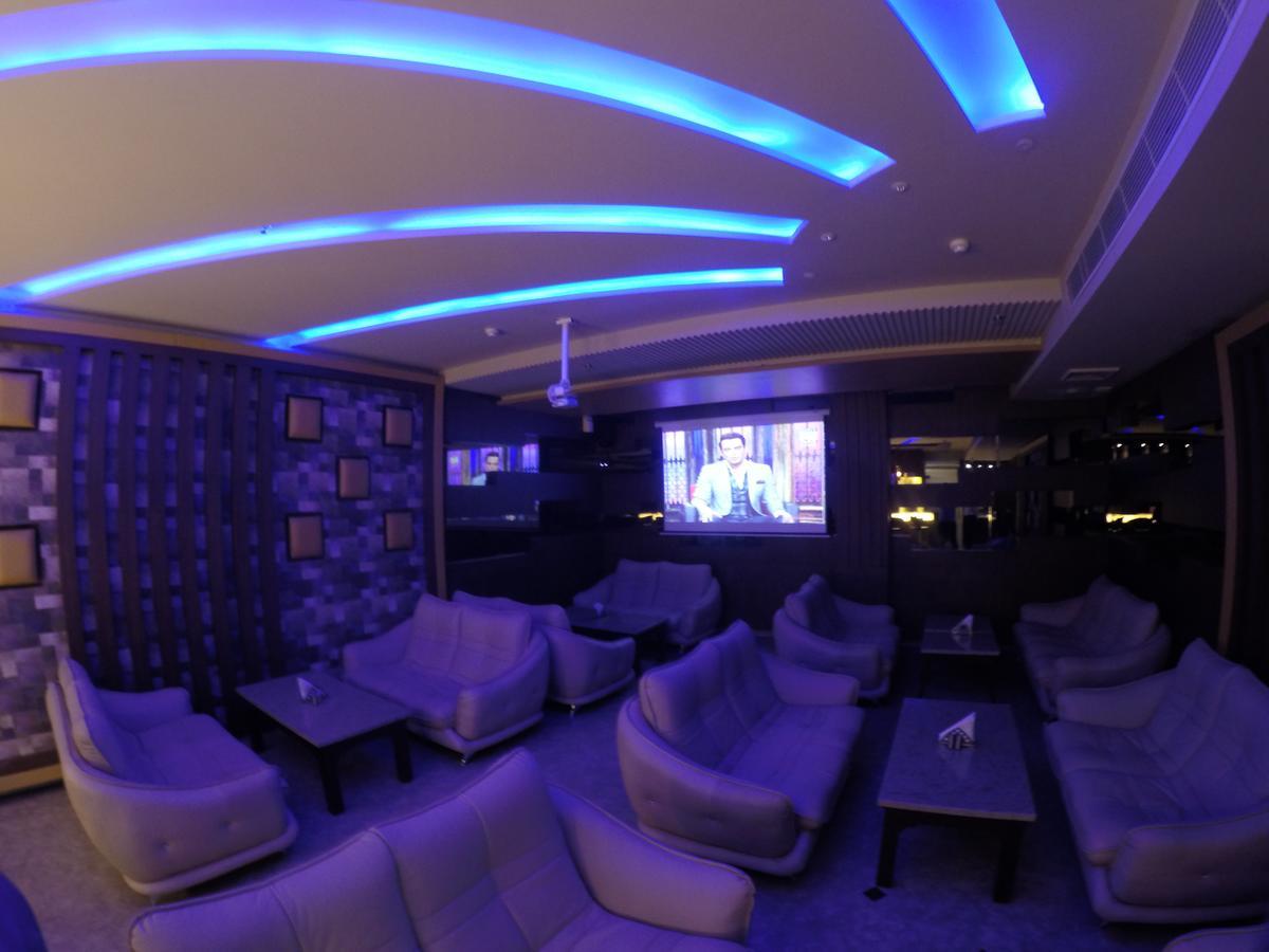 Hotel Imperia Suites Dźalandhar Zewnętrze zdjęcie