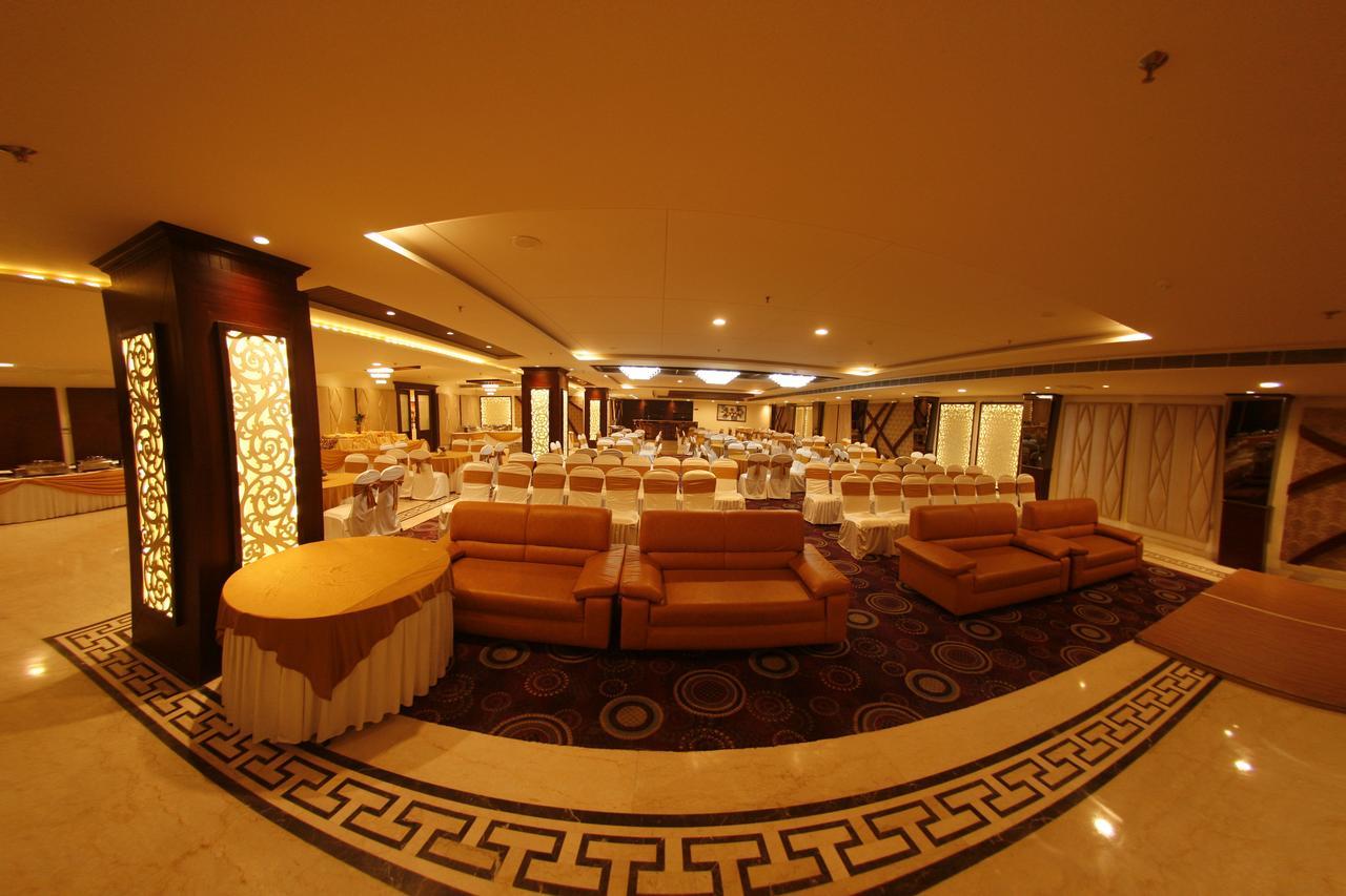 Hotel Imperia Suites Dźalandhar Zewnętrze zdjęcie